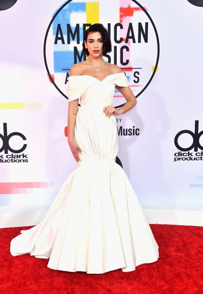 LOS ANGELES, CA - OCTOBER 09:  Dua Lipa attends the 2018 American Music Awards at Microsoft Theater on October 9, 2018 in Los Angeles, California.  (Photo by Frazer Harrison/Getty Images)