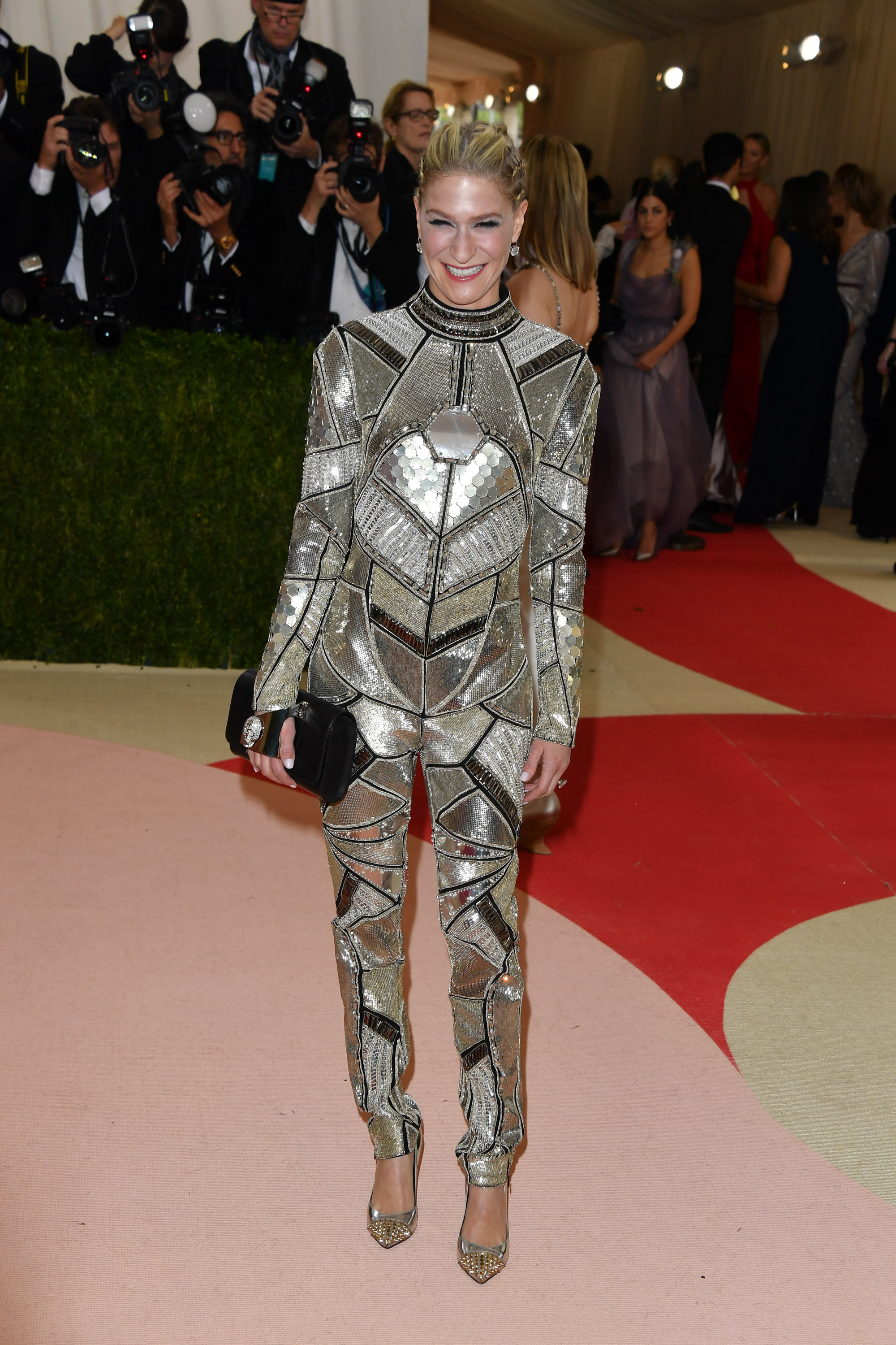 "Manus x Machina: Fashion In An Age Of Technology" Costume Institute Gala - Arrivals Julie Macklowe