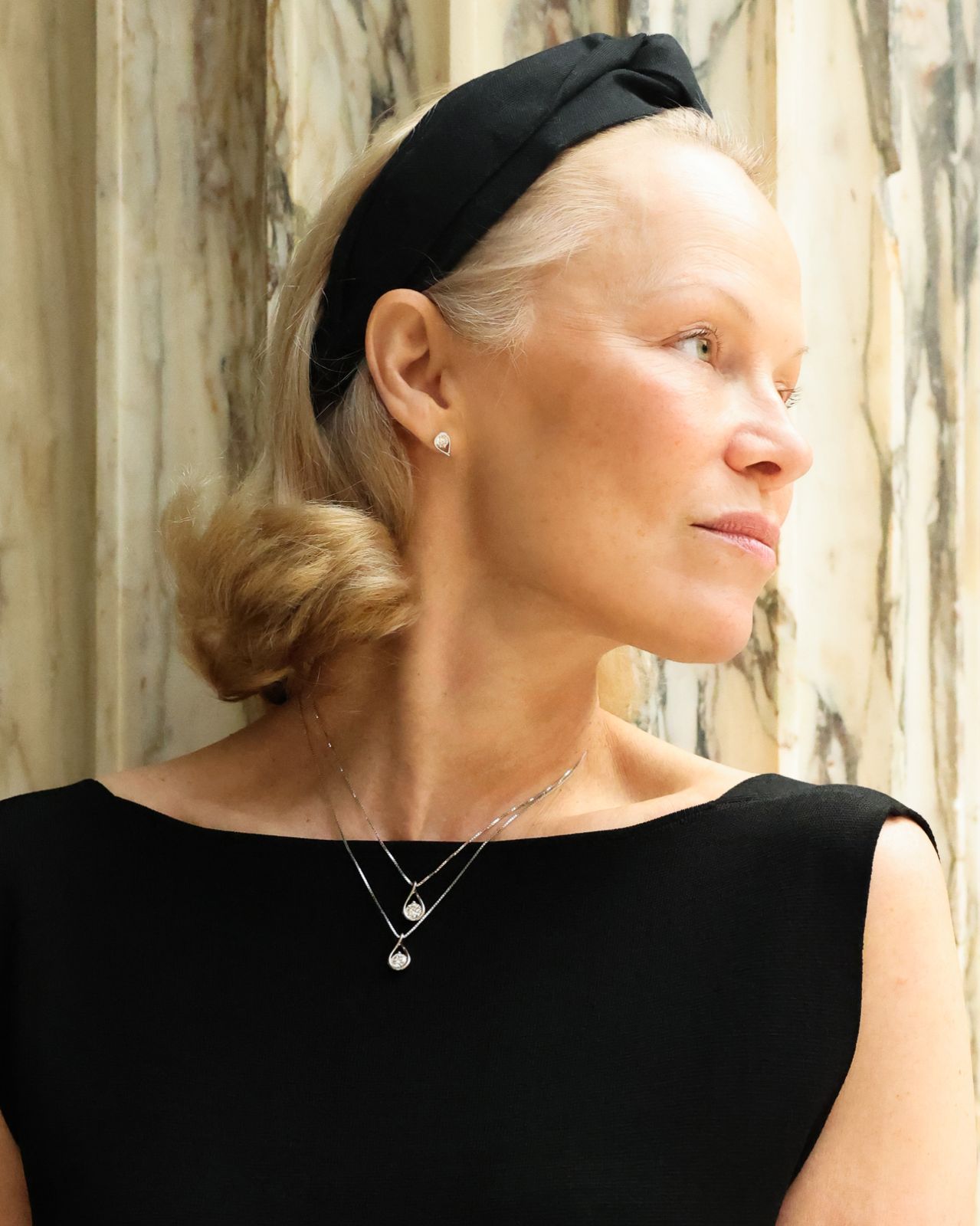 Pandora inaugura Semana de Moda de Copenhague com jantar assinado por Pamela Anderson