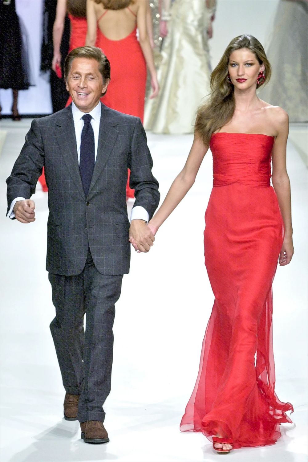 Como Valentino marcou a moda italiana e mundial?