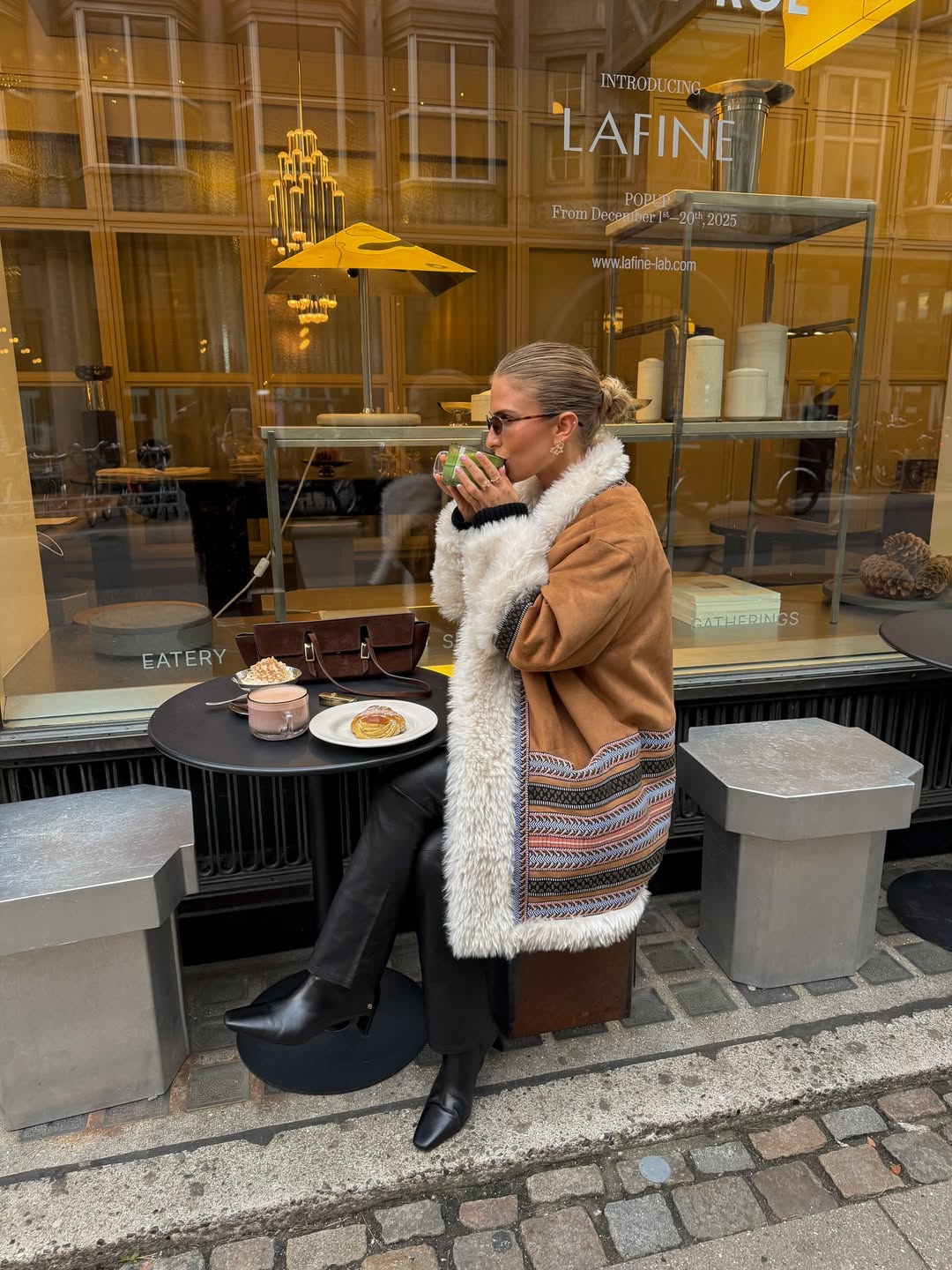 Você se levaria para um date sozinha? Nós trazemos dicas do que fazer quando você estiver acompanhada