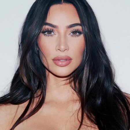 Os cílios inferiores de Kim Kardashian são a nova obsessão das beauty lovers