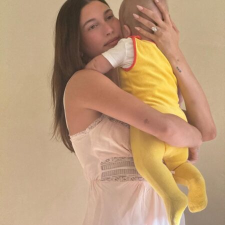 Hailey Bieber revela produtos queridinhos usados na gravidez – a partir de R$ 62,90