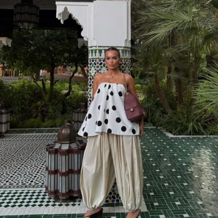 Calça polêmica queridinha das fashionistas: Aladim é o protagonista desta temporada