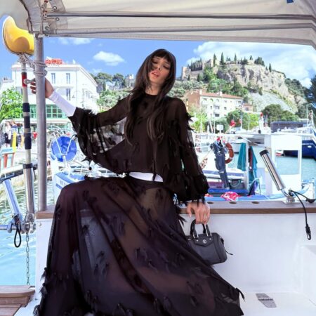 Sim, esse é o verão dos góticos: como se inspirar na tendência ‘summer goth’