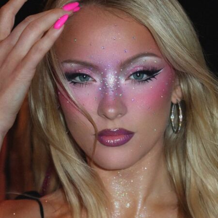 Como Zara Larsson está trazendo a make maximalista de volta?