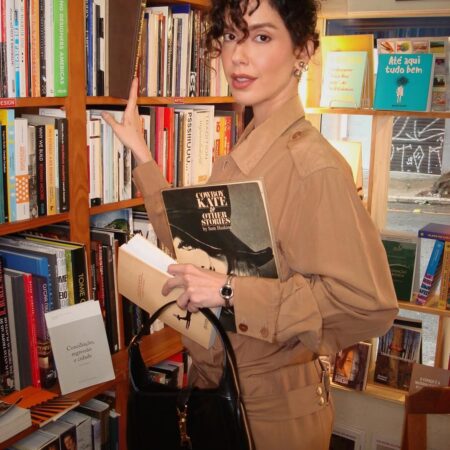 9 livros que você precisa ler em 2026, de acordo com Camila Coutinho