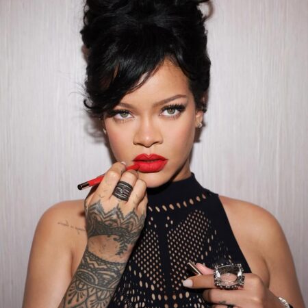 Como Rihanna saiu da música e construiu um império de beleza?