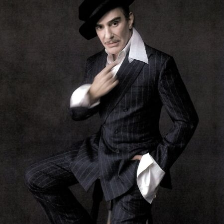 Zara anuncia parceria criativa com John Galliano