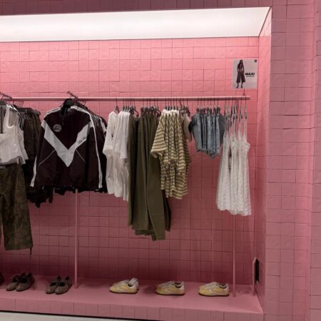 Conhecemos a Bershka, irmã mais nova da Zara, que inaugura primeira loja no Brasil