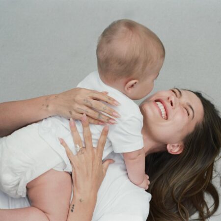 It (girls) mom: De Hailey Bieber a Silvia Braz, elas transformaram a moda em assinatura pessoal