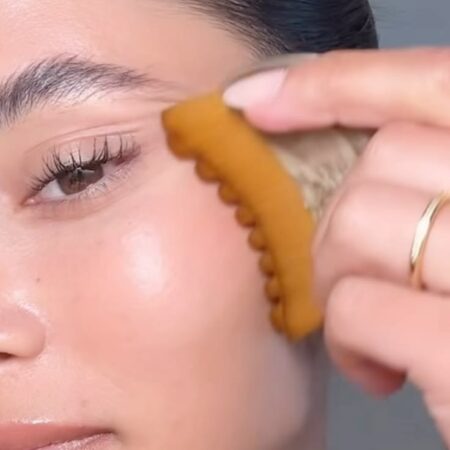 Escova de lifting facial: vale o hype ou é só mais uma etapa na rotina?