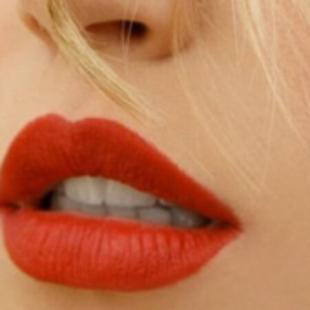 Trend: batons vermelhos e laranjas!