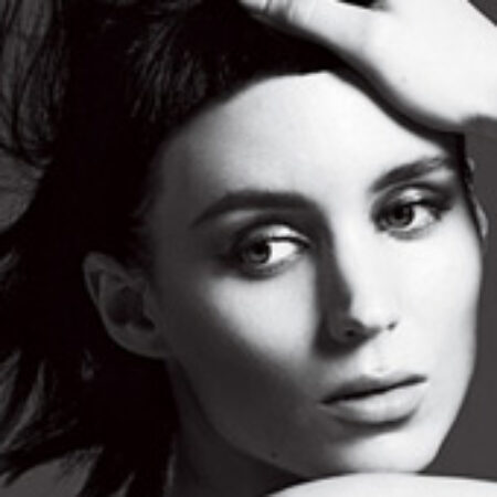 As mil faces de Rooney Mara!