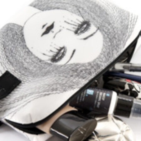 As nécessaires ilustradas da MAC!