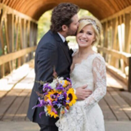 O vestido de noiva de Kelly Clarkson