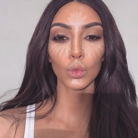 Além das olheiras e do contorno: 4 jeitos surpreendentes de usar o corretivo, por Kim Kardashian!
