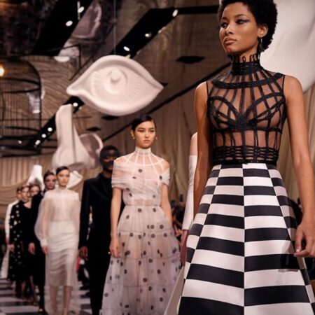 Assista ao desfile de alta-costura da Dior aqui!