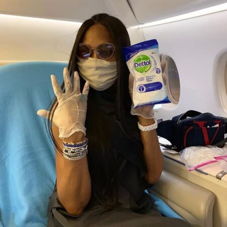 A super limpeza da Naomi Campbell nos aviões é necessário ou é loucura?